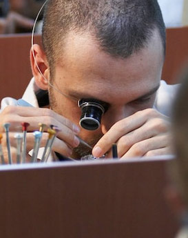 安尼塔·阿普里尔-广州白云区泰格豪雅售后服务中心